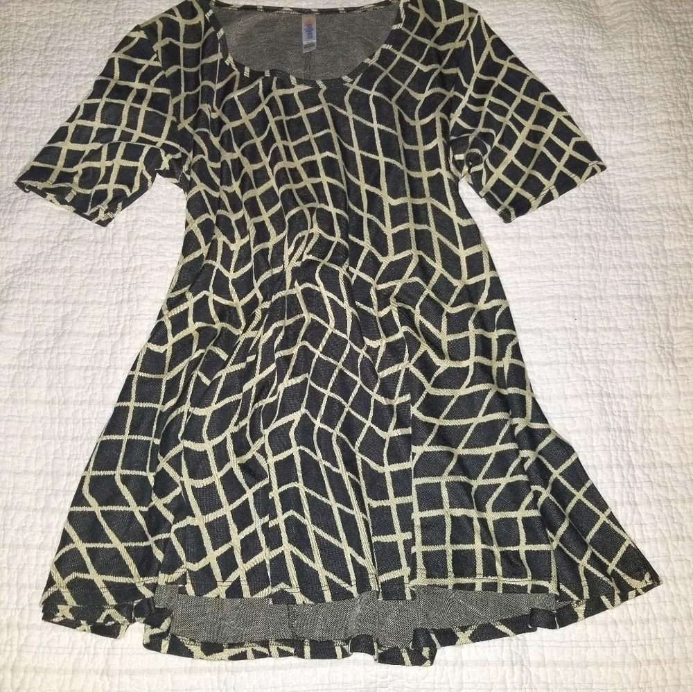 LuLaRoe tunic